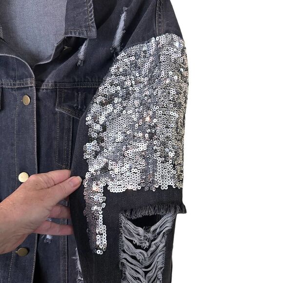 Fabrik Black Distressed Denim Embellished Jean Jacket Size Medium - Picture 10 of 13